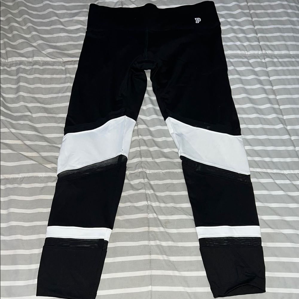 PINK Victoria's Secret Black and White Leggings